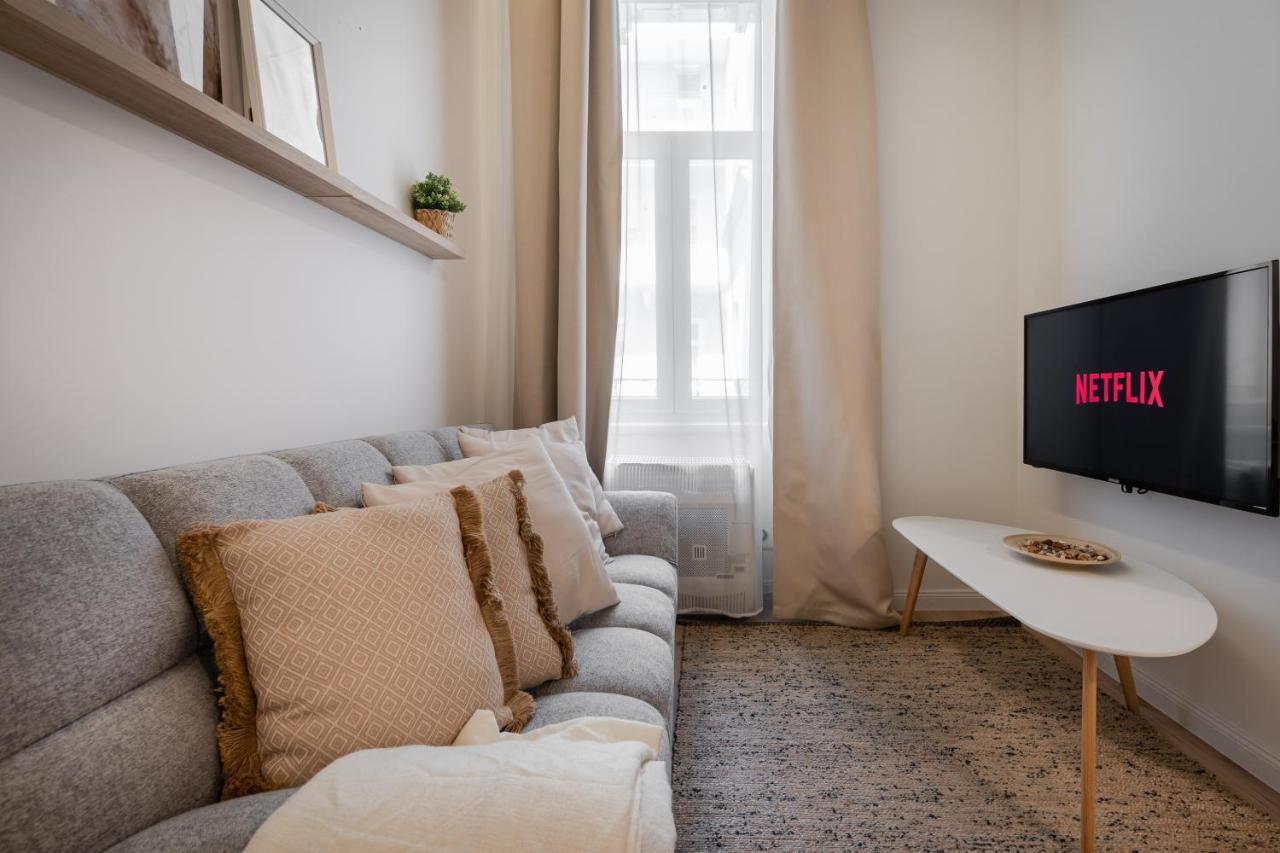 A62 - Akacfa Street Central Residence - Best Location By Bqa Budapest Exterior photo