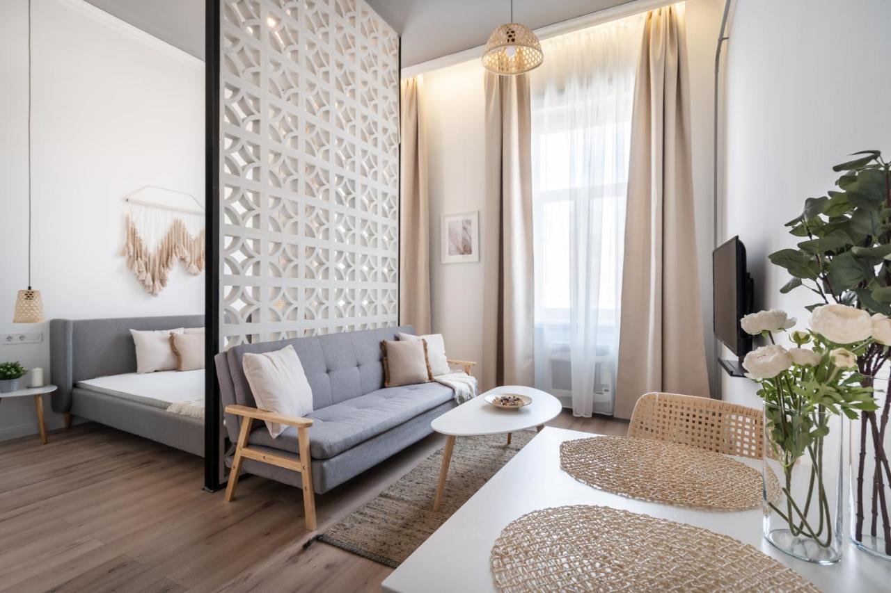 A62 - Akacfa Street Central Residence - Best Location By Bqa Budapest Exterior photo