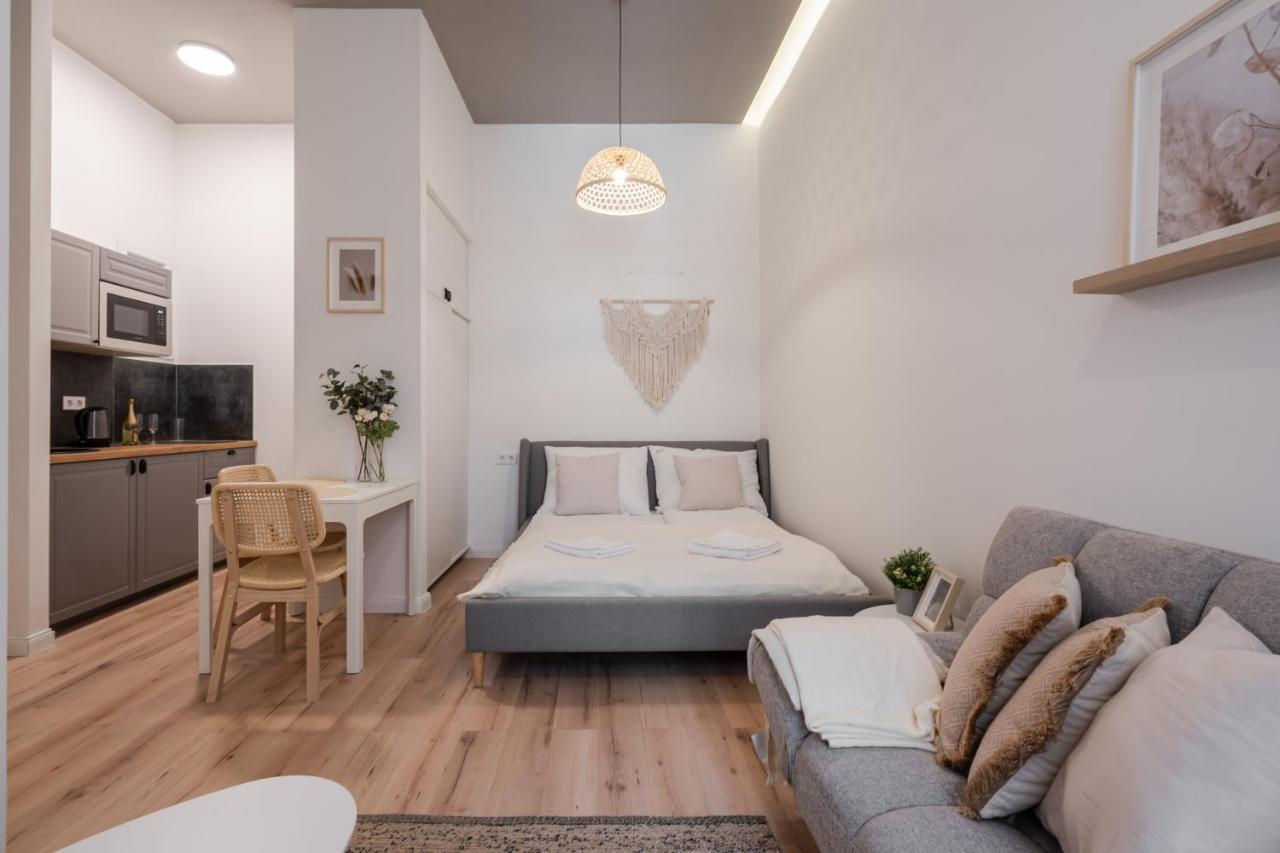 A62 - Akacfa Street Central Residence - Best Location By Bqa Budapest Exterior photo